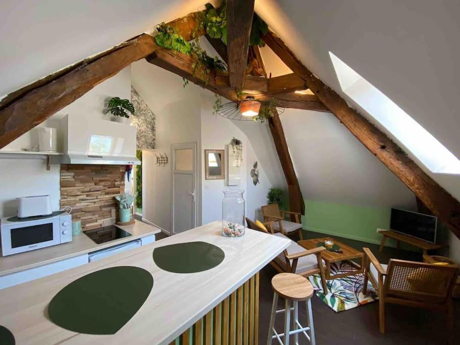Apartamento Sous Les Tropiques D'Ablis Exterior foto