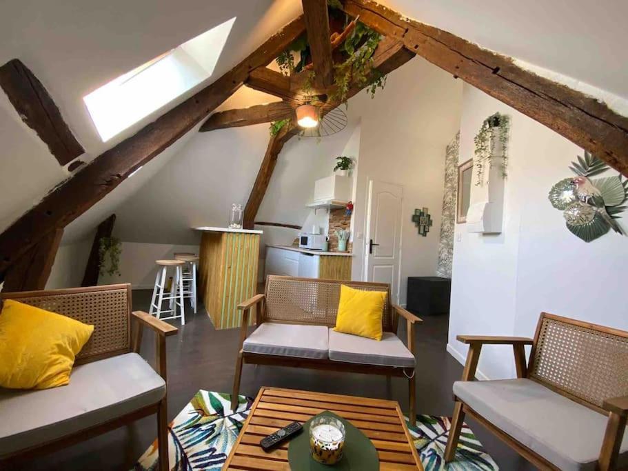 Apartamento Sous Les Tropiques D'Ablis Exterior foto